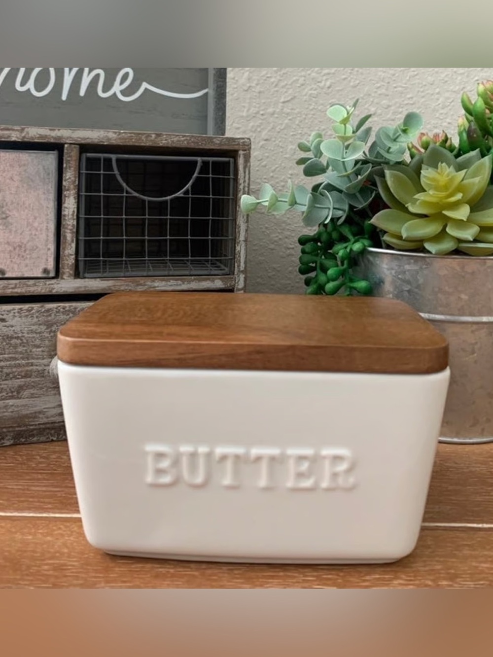New White Farmhouse 1 pound Butter Dish With Wooden Lid